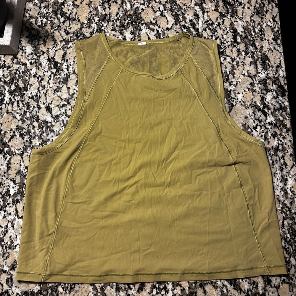 Lululemon Cropped Green Tank top